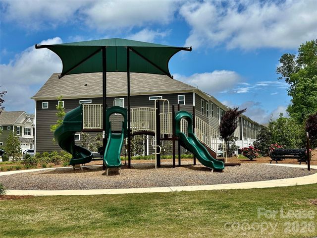 8116 Ramsburg Drive, Charlotte, NC 28269