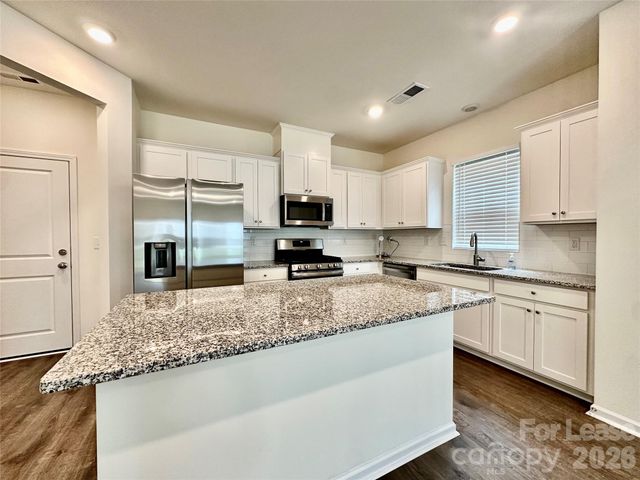 8116 Ramsburg Drive, Charlotte, NC 28269