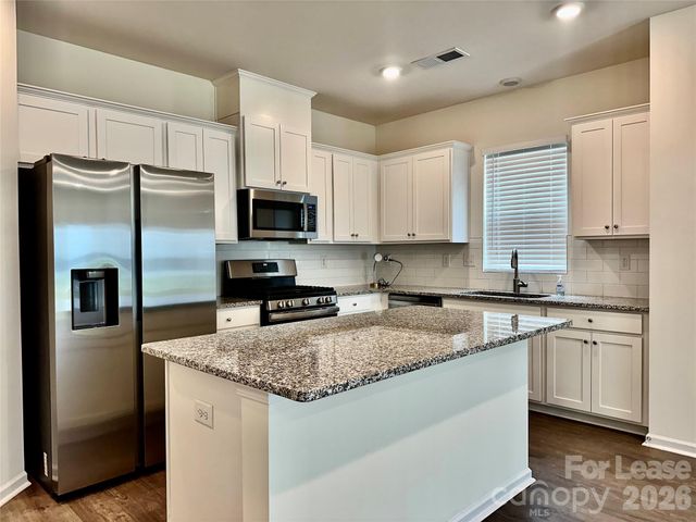 8116 Ramsburg Drive, Charlotte, NC 28269