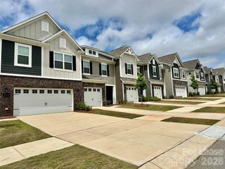 8116 Ramsburg Drive, Charlotte, NC 28269
