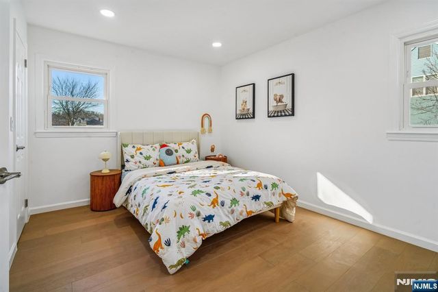 127 E Village Circle, Paramus, NJ 07652