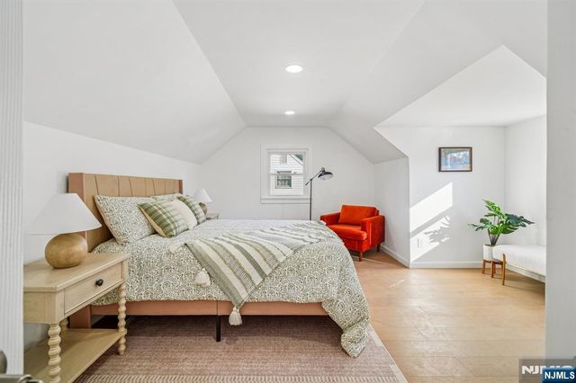 127 E Village Circle, Paramus, NJ 07652