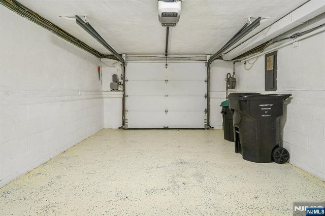 127 E Village Circle, Paramus, NJ 07652