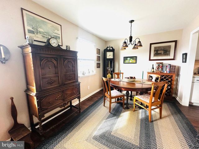 126 N STATION ST, Telford, PA 18969