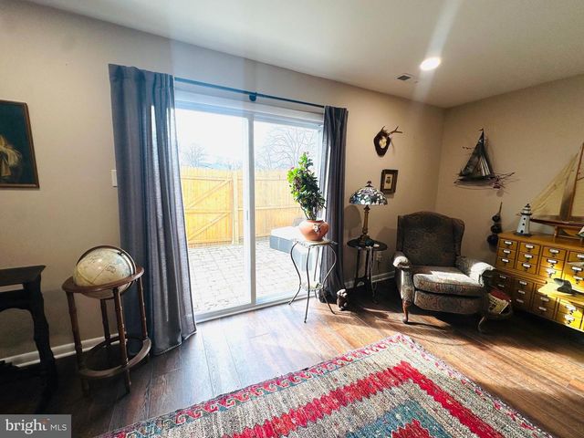 126 N STATION ST, Telford, PA 18969