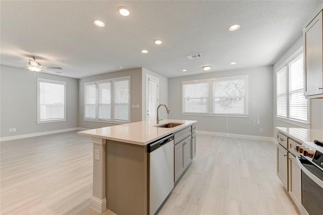 2605 Sam Bass RD 91, Round Rock, TX 78681