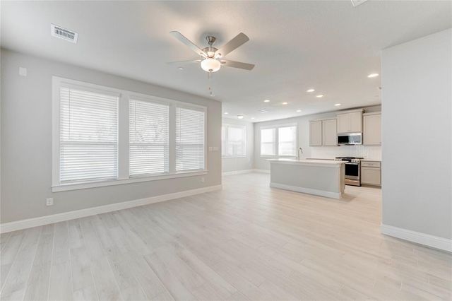 2605 Sam Bass RD 91, Round Rock, TX 78681