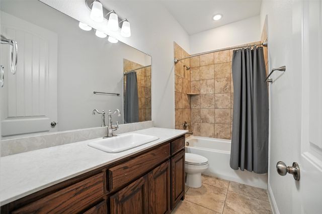 2616 Morning Mist Lane, Nevada, TX 75173