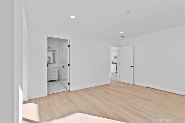 6842 Cedros Avenue, Van Nuys, CA 91405