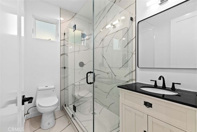 6842 Cedros Avenue, Van Nuys, CA 91405