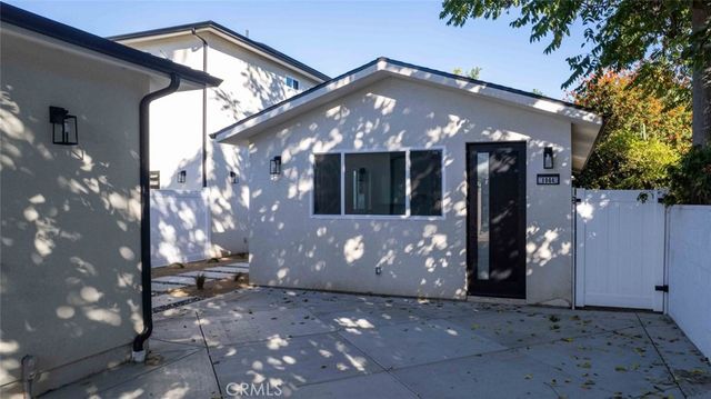 6842 Cedros Avenue, Van Nuys, CA 91405