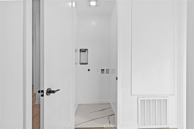 6842 Cedros Avenue, Van Nuys, CA 91405