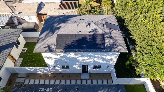 6842 Cedros Avenue, Van Nuys, CA 91405