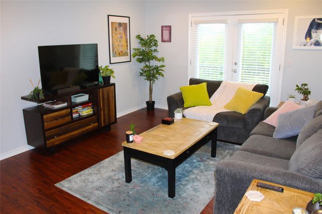 3102 Kings Road 1207, Dallas, TX 75219