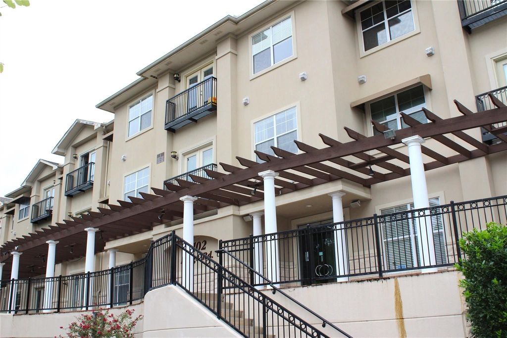 3102 Kings Road 1207, Dallas, TX 75219