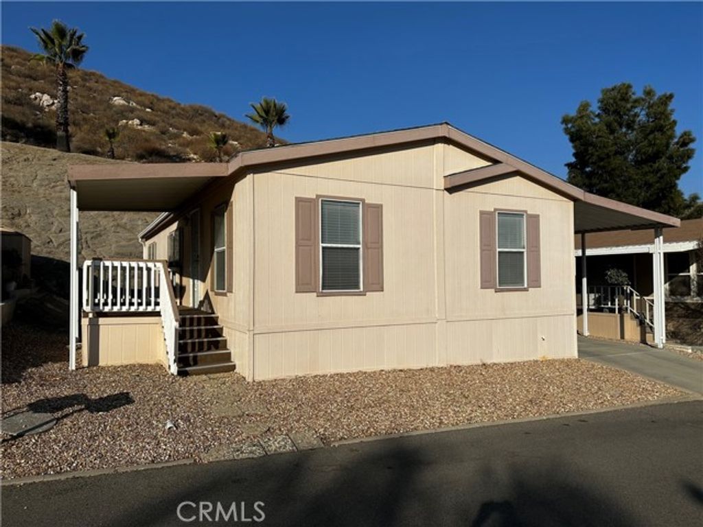 32600 State Highway 74 87, Hemet, CA 92545