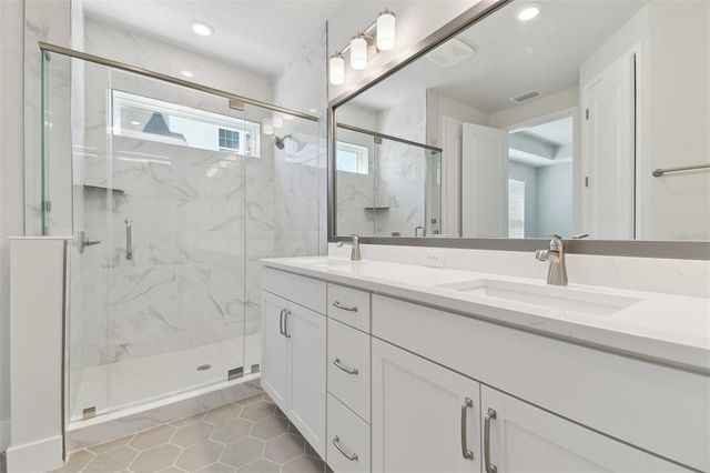 4717 W MCCOY STREET 2, Tampa, FL 33616