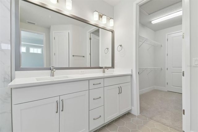 4717 W MCCOY STREET 2, Tampa, FL 33616