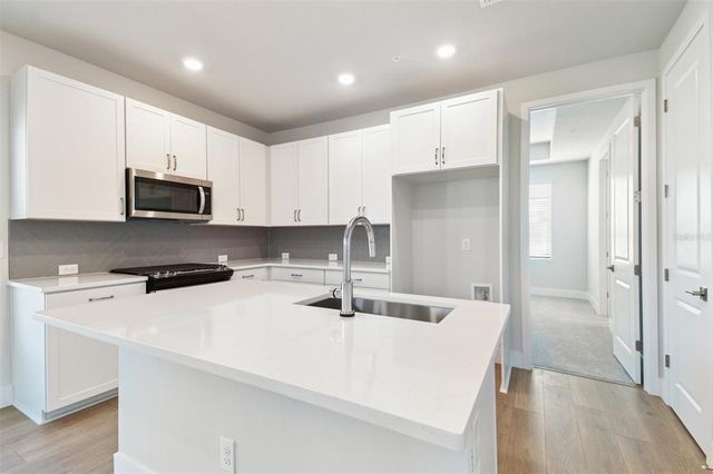 4717 W MCCOY STREET 2, Tampa, FL 33616