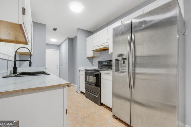 9202 Fairway Court, Riverdale, GA 30274