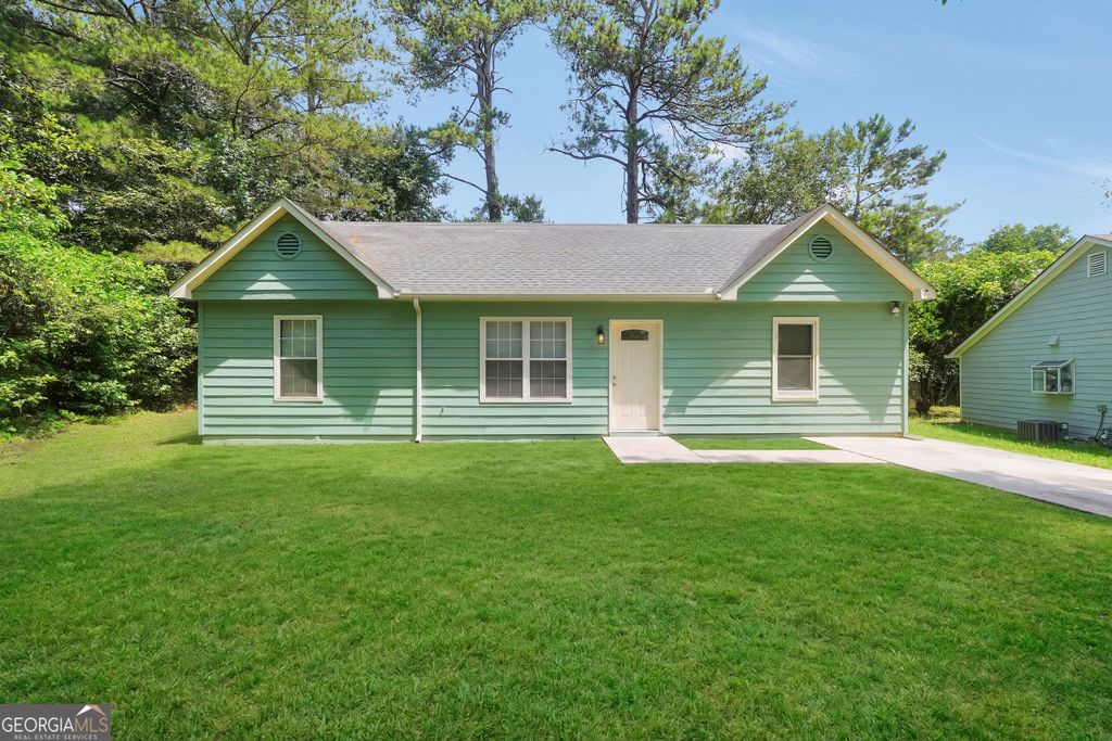 9202 Fairway Court, Riverdale, GA 30274