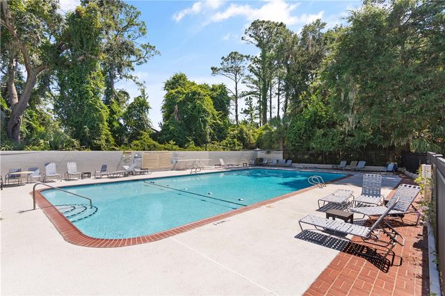 1000 Mallery Street Ext B5, St Simons Island, GA 31522