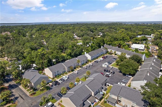 1000 Mallery Street Ext B5, St Simons Island, GA 31522