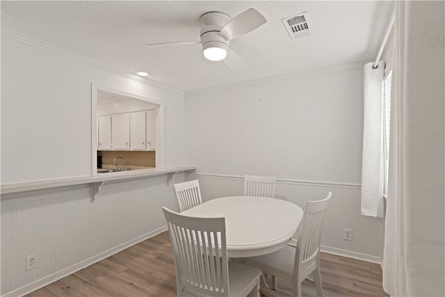 1000 Mallery Street Ext B5, St Simons Island, GA 31522