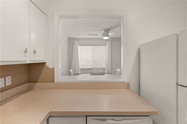 1000 Mallery Street Ext B5, St Simons Island, GA 31522