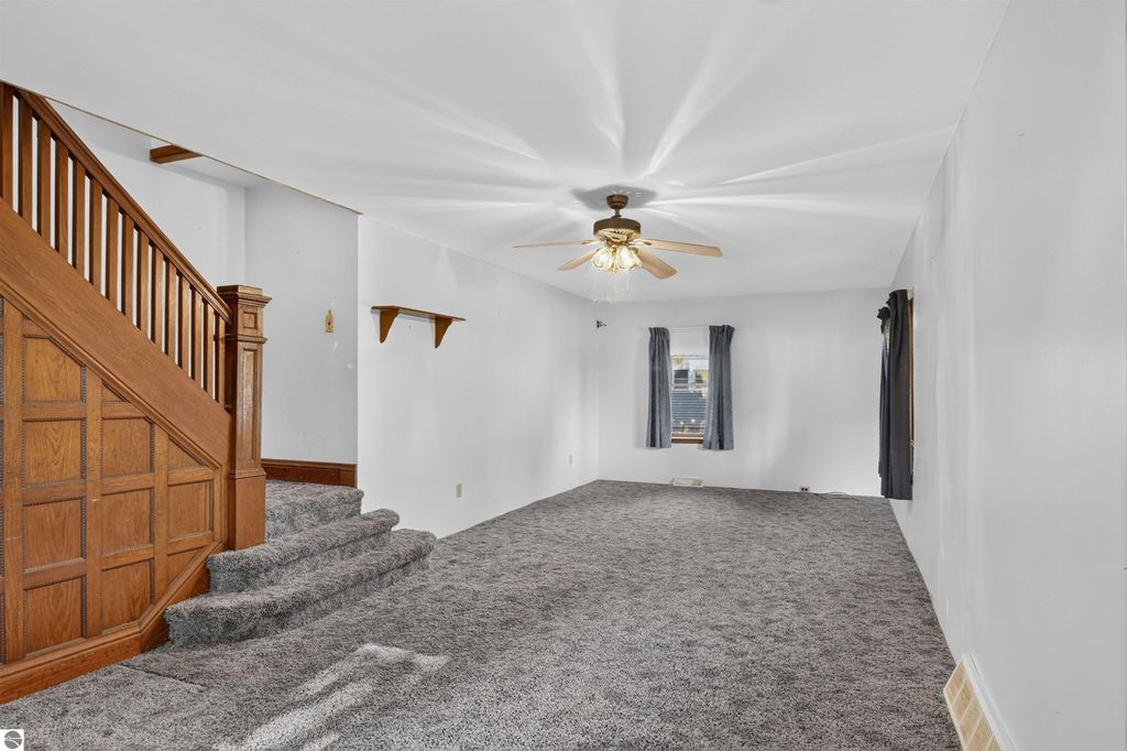 Image 11 of property listing at 3117 W Beal City Road, Weidman, MI 48893
