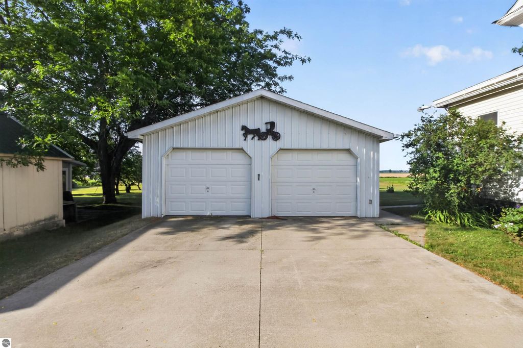 Image 45 of property listing at 3117 W Beal City Road, Weidman, MI 48893