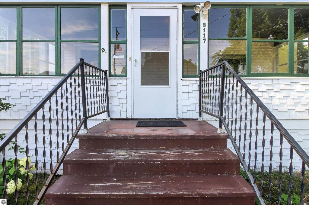 Image 5 of property listing at 3117 W Beal City Road, Weidman, MI 48893