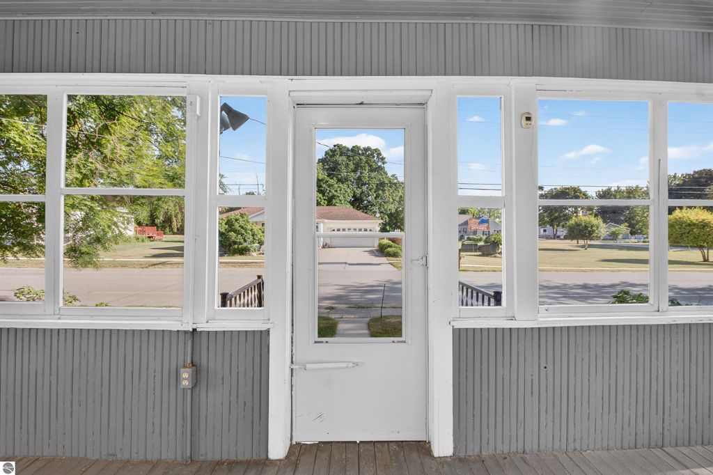 Image 8 of property listing at 3117 W Beal City Road, Weidman, MI 48893