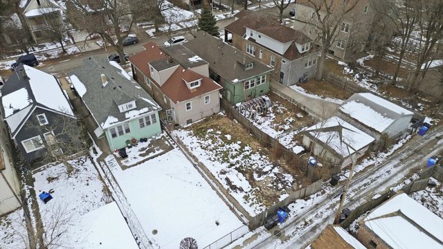 8539 S Saginaw Avenue SE, Chicago, IL 60617