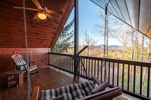 25 Unaka Trail, Mineral Bluff, GA 30559