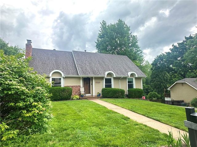 5523 NW Seminole Drive, Kansas City, MO 64152