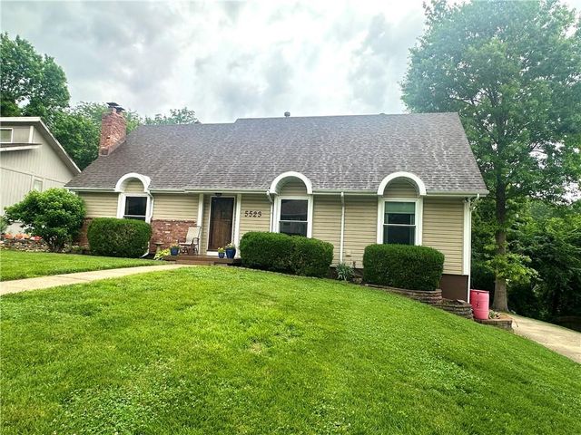 5523 NW Seminole Drive, Kansas City, MO 64152