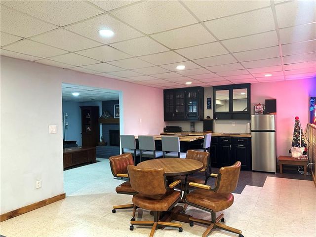5523 NW Seminole Drive, Kansas City, MO 64152