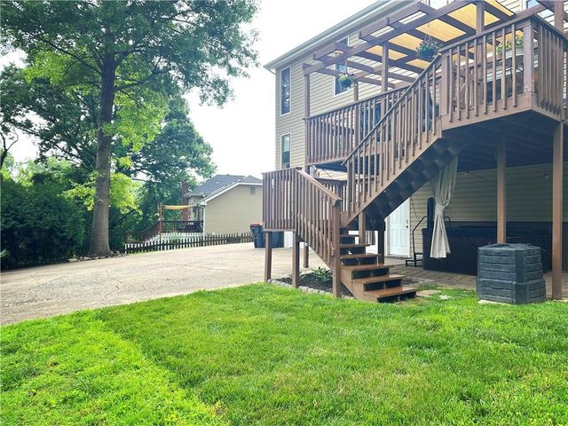 5523 NW Seminole Drive, Kansas City, MO 64152