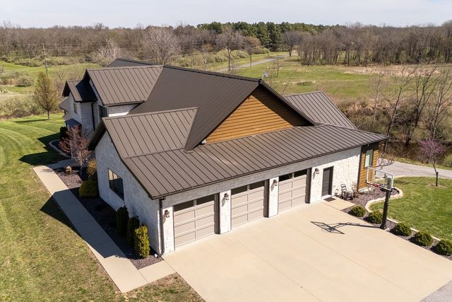 9909 Decatur Road, Marion, IL 62959