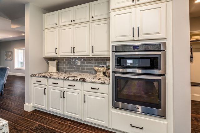 9909 Decatur Road, Marion, IL 62959