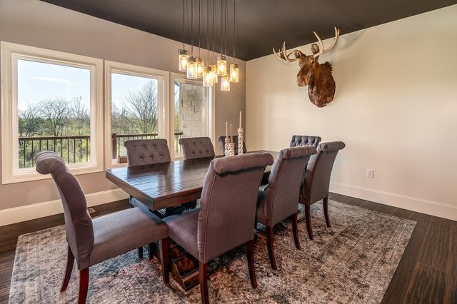 9909 Decatur Road, Marion, IL 62959