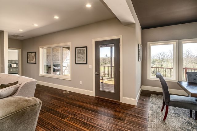 9909 Decatur Road, Marion, IL 62959