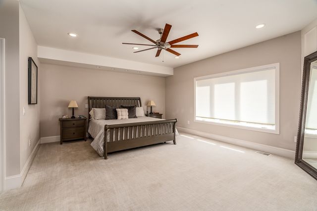 9909 Decatur Road, Marion, IL 62959