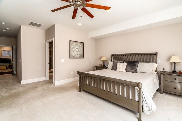 9909 Decatur Road, Marion, IL 62959