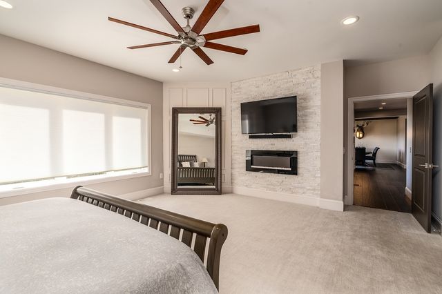 9909 Decatur Road, Marion, IL 62959