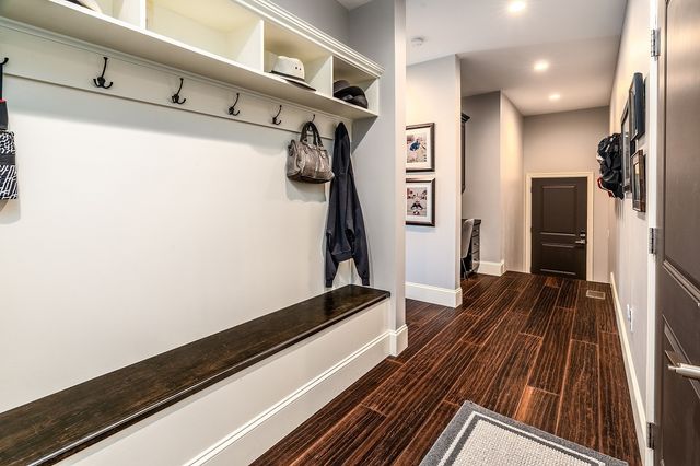 9909 Decatur Road, Marion, IL 62959