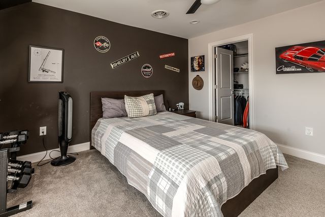 9909 Decatur Road, Marion, IL 62959