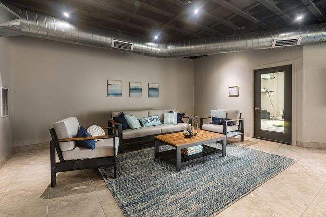 9909 Decatur Road, Marion, IL 62959