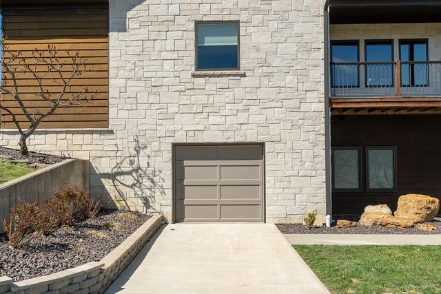 9909 Decatur Road, Marion, IL 62959